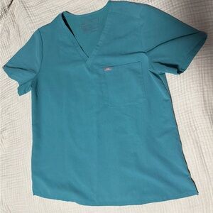 Figs, Catarina One-Pocket Scrub Top, Cactus/Marine XL